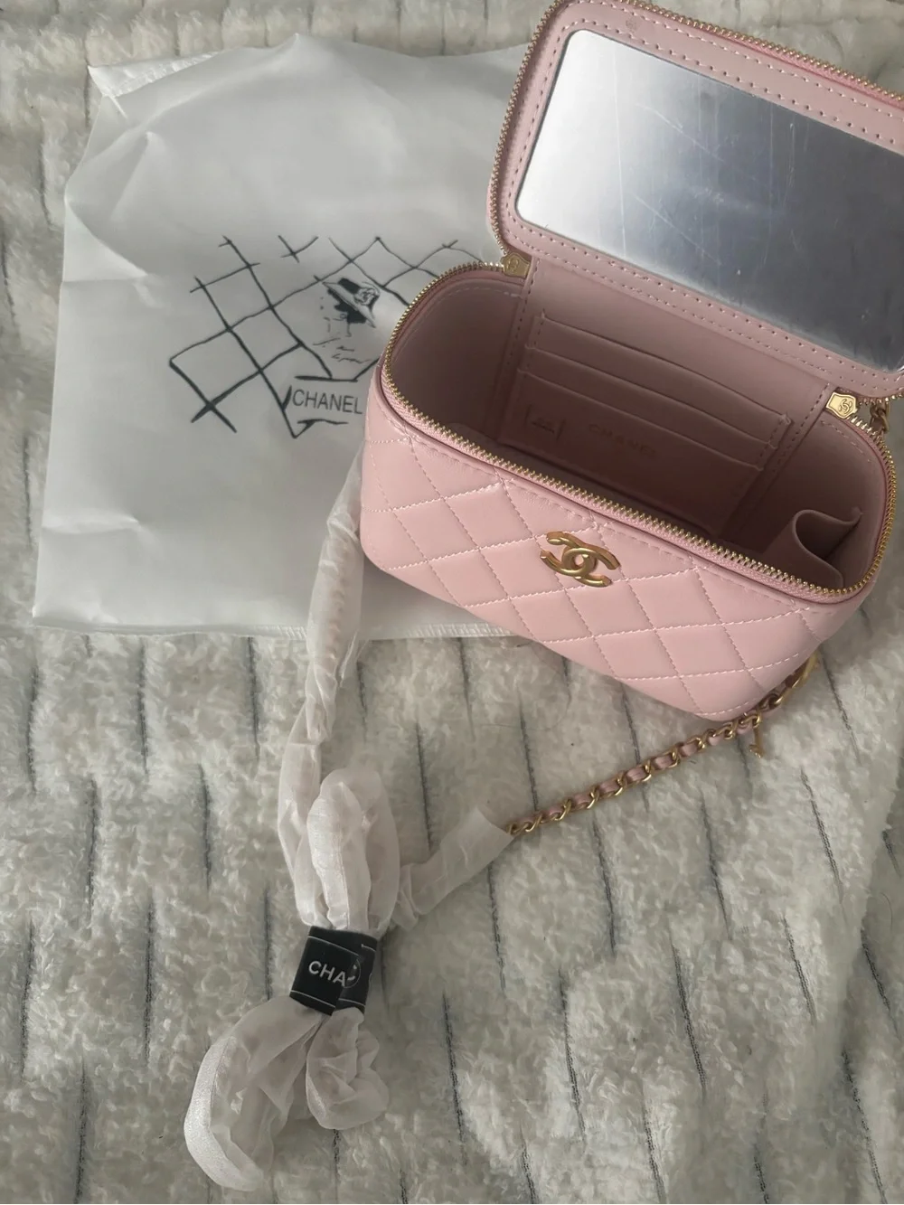 Light pink Leather designer vanity bag (open to offers)